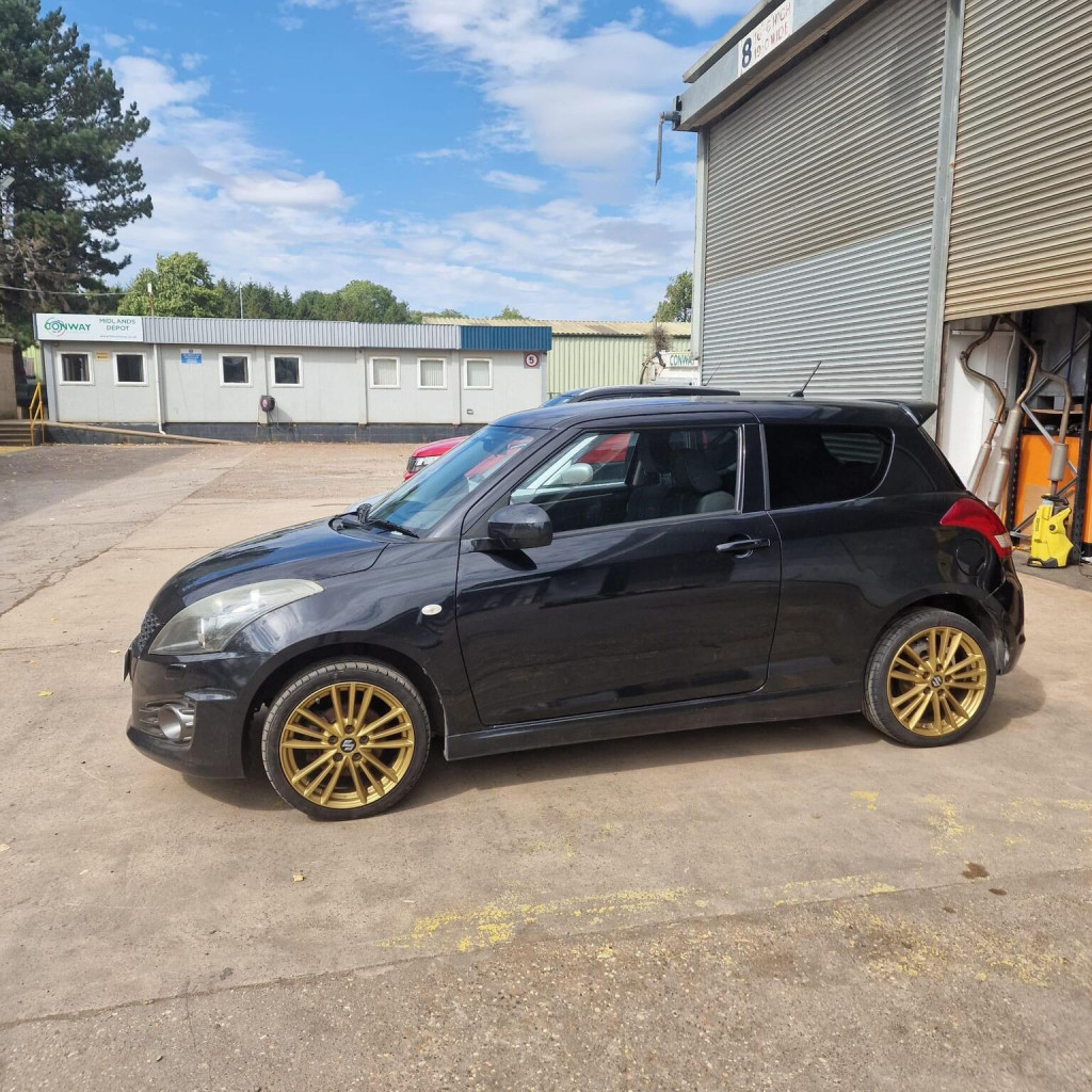 2015 Suzuki SWIFT